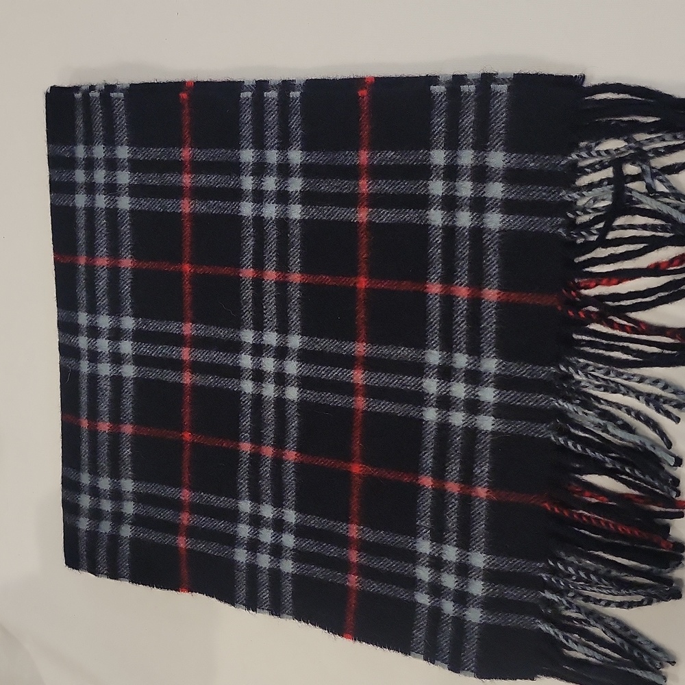Authentic Burberry cashmere scarf - Picture 4 of 5